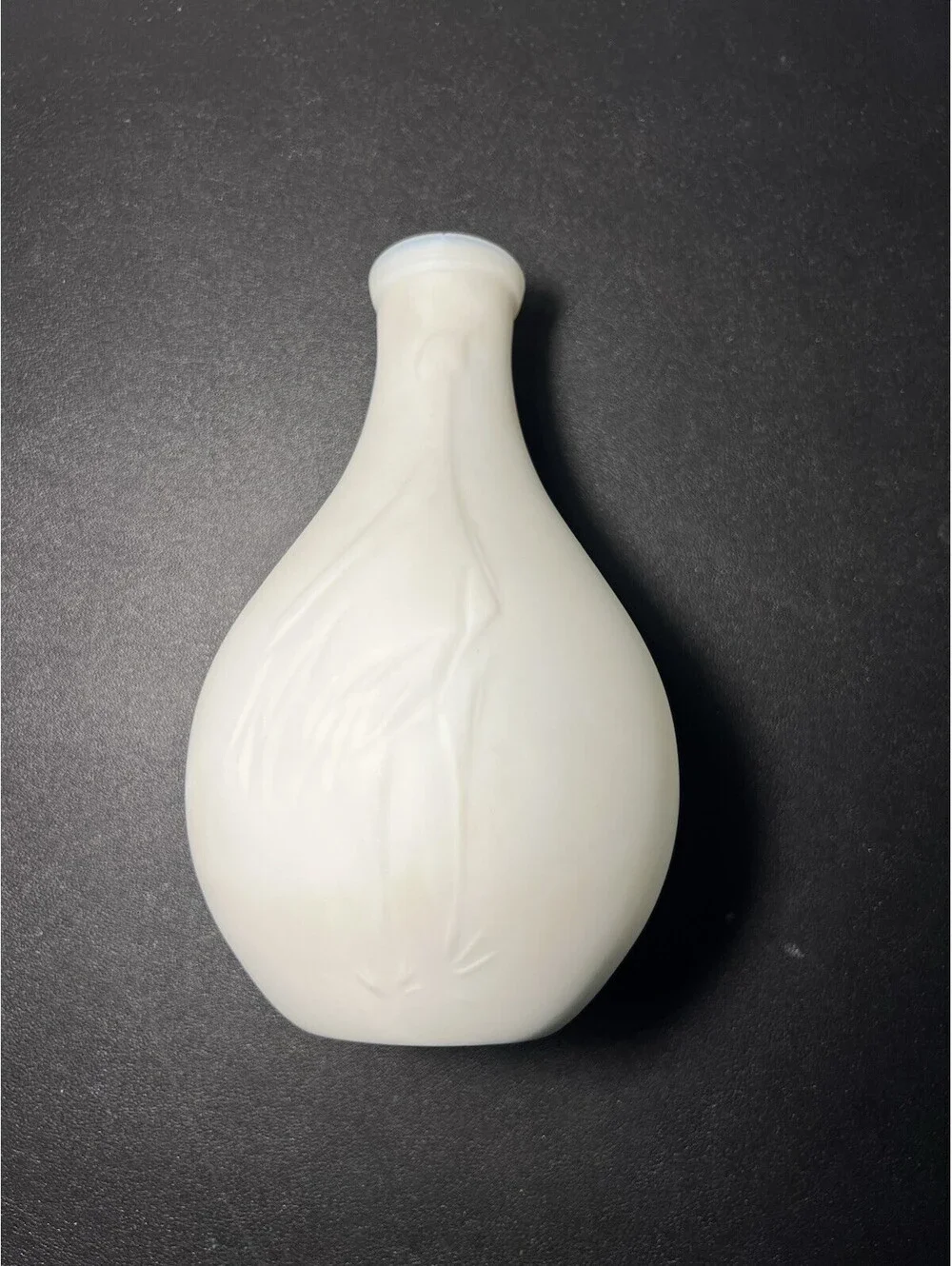 Sawanotsuru Japan 1990s Sake Decanter Bottle Hakururi Daiginjo Glass White 4x10”